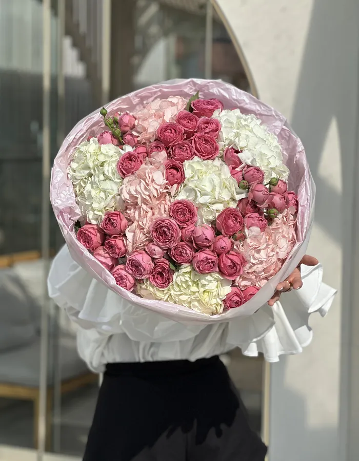 Букет "Комплимент Королеве"