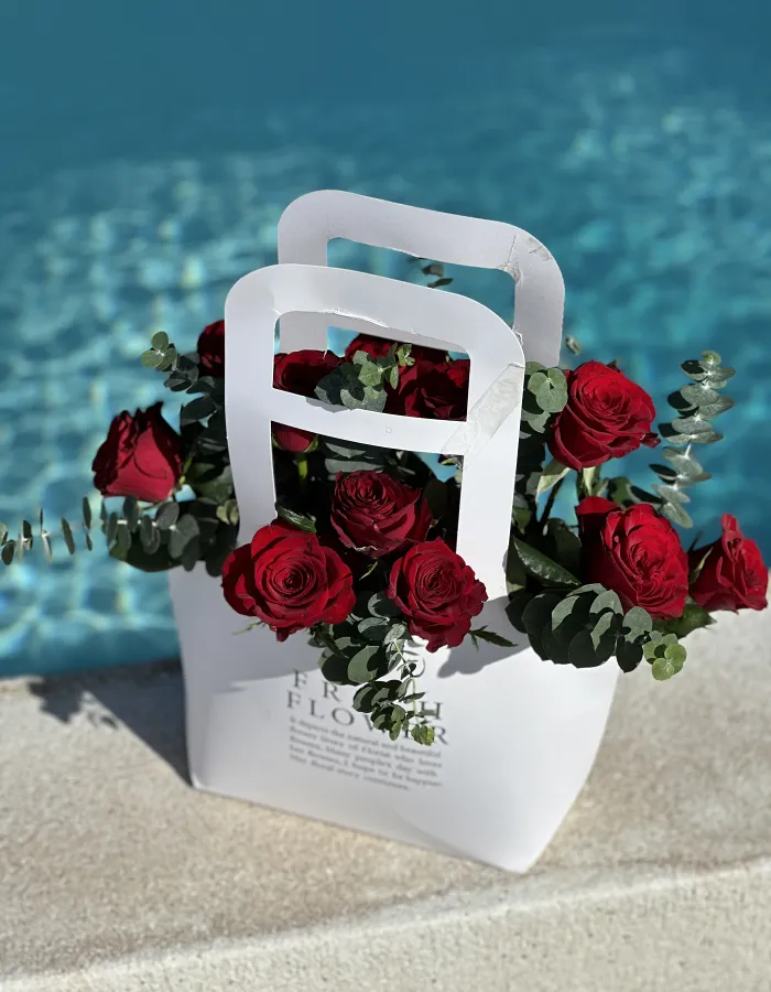 Handbag with flowers "Generosity of the Soul"